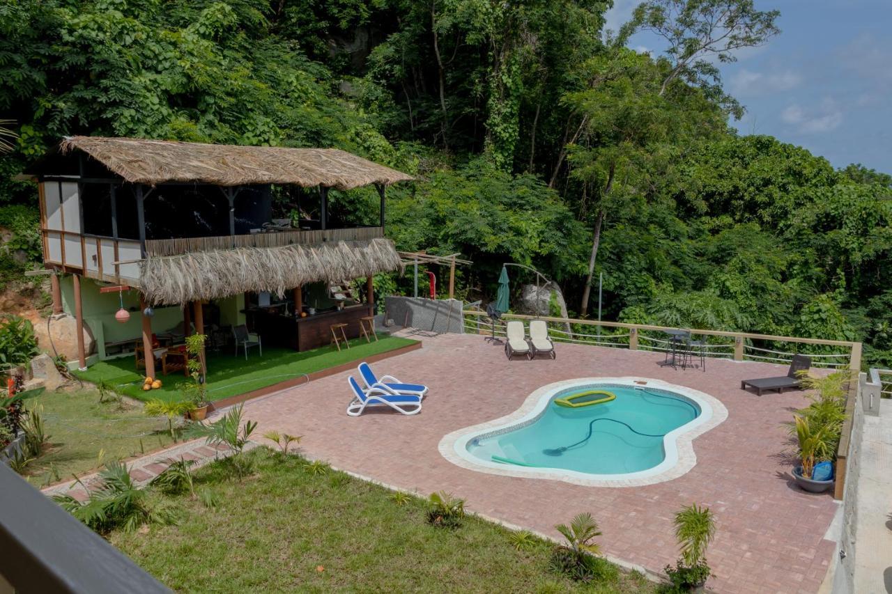 Auguste Holiday Residence Anse Etoile Exterior foto