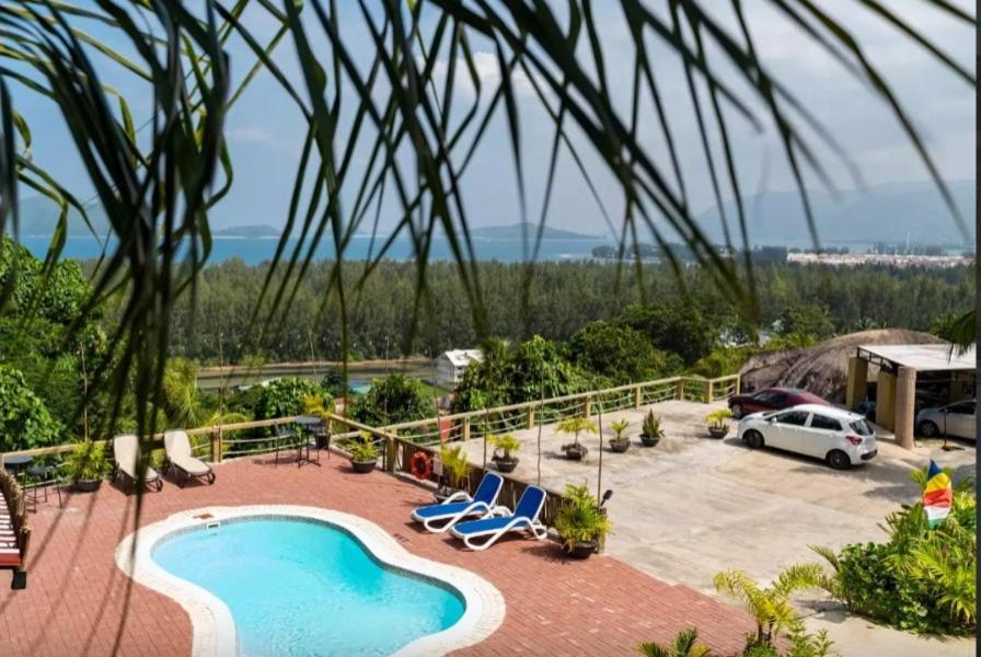 Auguste Holiday Residence Anse Etoile Exterior foto